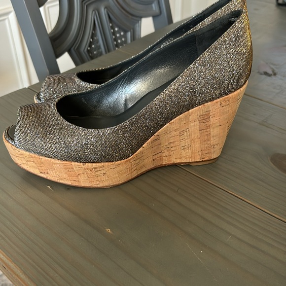 Black Stuart Weizman cork heels - Picture 3 of 3